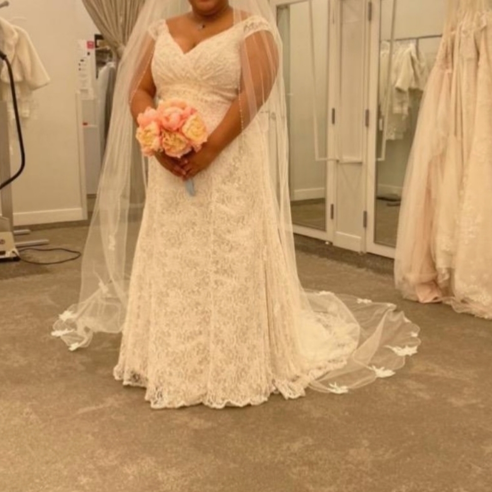 plus size wedding dress